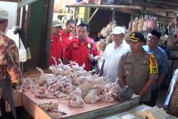 Harga daging ayam dan ikan segar di Pasar Rajagaluh naik
