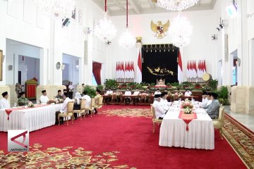 Hari pertama Ramadhan, presiden gelar buka puasa bersama