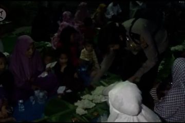 Buka puasa bersama korban penggusuran lahan Tanjung Sari