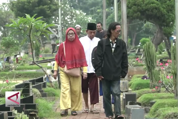 Tradisi ziarah kubur jelang Ramadhan