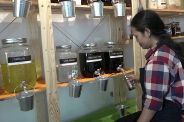 Sensasi berbelanja di “bulk store” pertama Jakarta