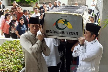 Jenazah Ani Yudhoyono disemayamkan di Puri Cikeas malam ini