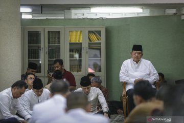 Surat Yasin untuk Ibu Ani