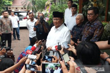 Prabowo sampaikan permintaan maaf tidak hadiri pemakaman Ibu Ani