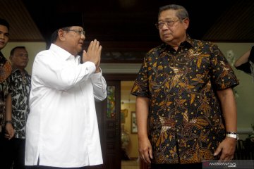 Prabowo melayat ke kediaman SBY
