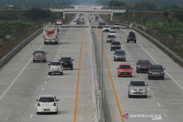 Pakar minta imbangi infrastuktur tol dengan jalur KA