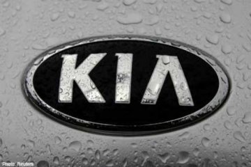 Kia ungkap penampakan sedan K7 baru sebelum diluncurkan