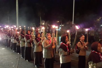 Ratusan kendaraan ikuti pawai takbiran di Padang