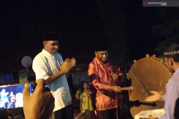 Bupati pimpin pawai takbir keliling di Manokwari