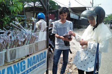 Pedagang dodol Tangerang laku lima kali lipat jelang Lebaran