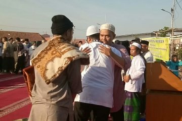 Warga "mudik" ke Kampung Akuarium  sambung silaturahim