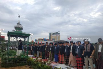 Ribuan jamaah padati Lapangan Karebosi tunaikan shalat Idul Fitri