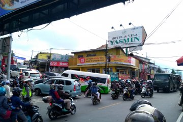 Kunjungan ke tempat wisata Puncak-Cianjur meningkat tajam