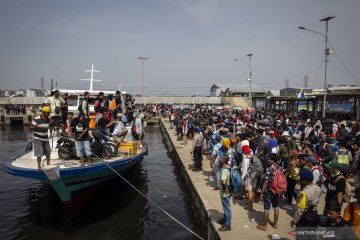 Wisatawan tujuan pulau Seribu