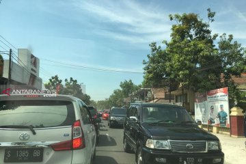 Empat titik kemacetan di Jalur Bojonegoro-Surabaya