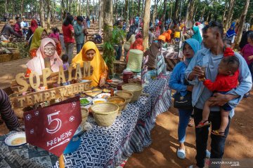 Wisata kuliner tradisional Minion Jatinan