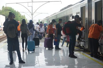 KAI Purwokerto berangkatkan 27.480 penumpang pada H+2 Lebaran
