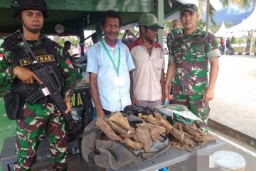 Warga PNG pemilik 19,5 gaharu ilegal ditangkap