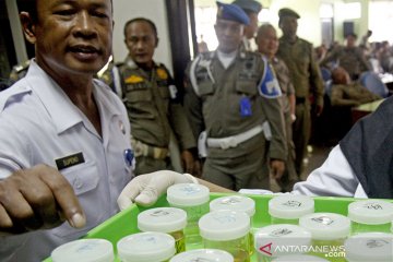 Temukan botol miras kosong, Bupati tes urine Satpol PP Bogor