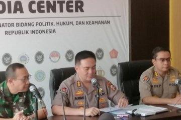 Iqbal: Massa perusuh gunakan benda-benda mematikan untuk serang polisi