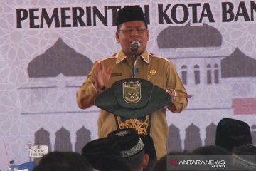Wali Kota Banda Aceh apresiasi petugas kebersihan