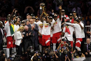 Raptors menangi gim keenam untuk amankan gelar juara NBA