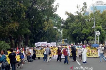 Aksi demo kawal sengketa pilpres di MK tak dukung paslon mana pun