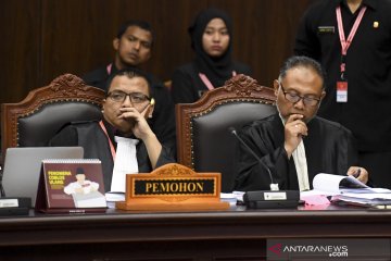 Sidang MK, Denny: MK seharusnya tidak dibatasi UU