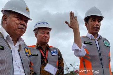 Jokowi minta waktu kepolisian usut kericuhan 22 Mei 2019