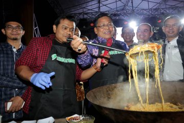 Wali Kota bertekad jadikan Mi Aceh kuliner kelas dunia