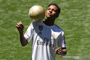 Real Madrid perkenalkan Rodrygo