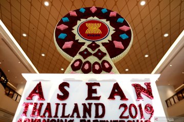 Bangkok bersolek sambut KTT ASEAN