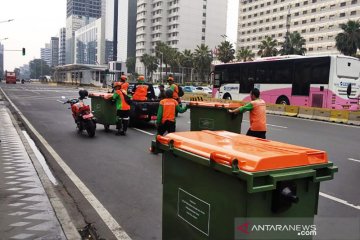 Dari Bundaran HI hingga Sarinah ada 40 tempat sampah