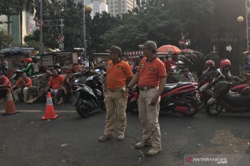Satpol PP halau PKL di area HUT  Jakarta