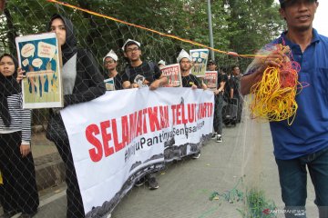 Aksi tolak pembangunan Teluk Jakarta