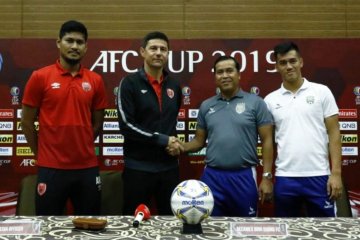 Pelatih Becamex sebut peluang timnya dan PSM sama