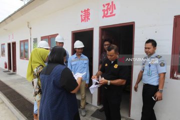 Sembilan pekerja asal China lari saat razia imigrasi di PLTU Bengkulu
