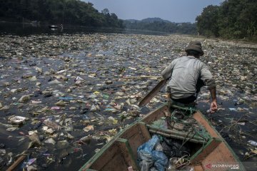 Sampah di Sungai Citarum