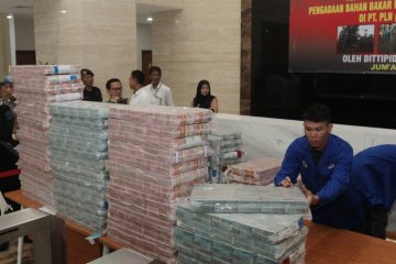 Polisi limpahkan kasus pengadaan BBM mantan Direktur PLN ke kejaksaan