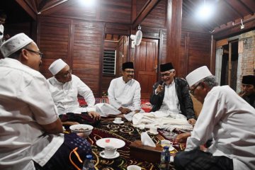 Kiai Jatim sambut positif pernyataan Jokowi-Prabowo pasca-putusan MK