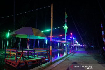 Desa Talulobutu tawarkan wisata air malam hari
