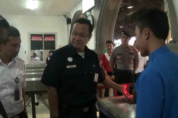 Dirut PT KAI pantau arus mudik di Stasiun Rangkasbitung