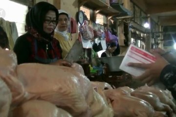 Pasca-Lebaran, harga daging sapi dan ayam turun