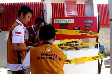 Kementerian perdagangan dan Bareskrim Polri segel SPBU nakal