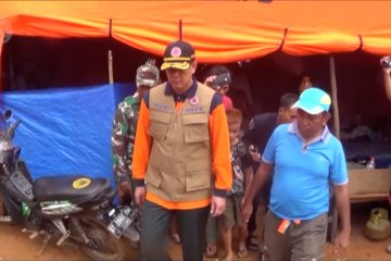 Kepala BNPB cek sanitasi & kesehatan pengungsi korban banjir