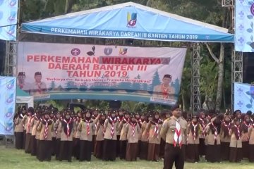 Berkemah dan berbakti pada masyarakat Pandeglang