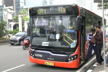 Jakarta berulang tahun, bus TransJakarta gratis