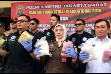 Peringati HANI, Polres Metro Jakarta Barat musnahkan narkoba
