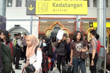 Puncak arus balik, stasiun Pasar Senen kedatangan 24 ribu pemudik