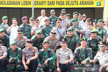 HUT Bhayangkara ke-73, Polres Metro Jakut dapat kejutan dari TNI